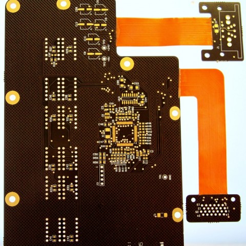 304652_412732062123899_792834144_n